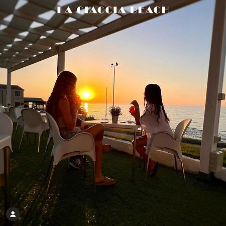 Apartment Tramonto Sea-Front Валедория Екстериор снимка