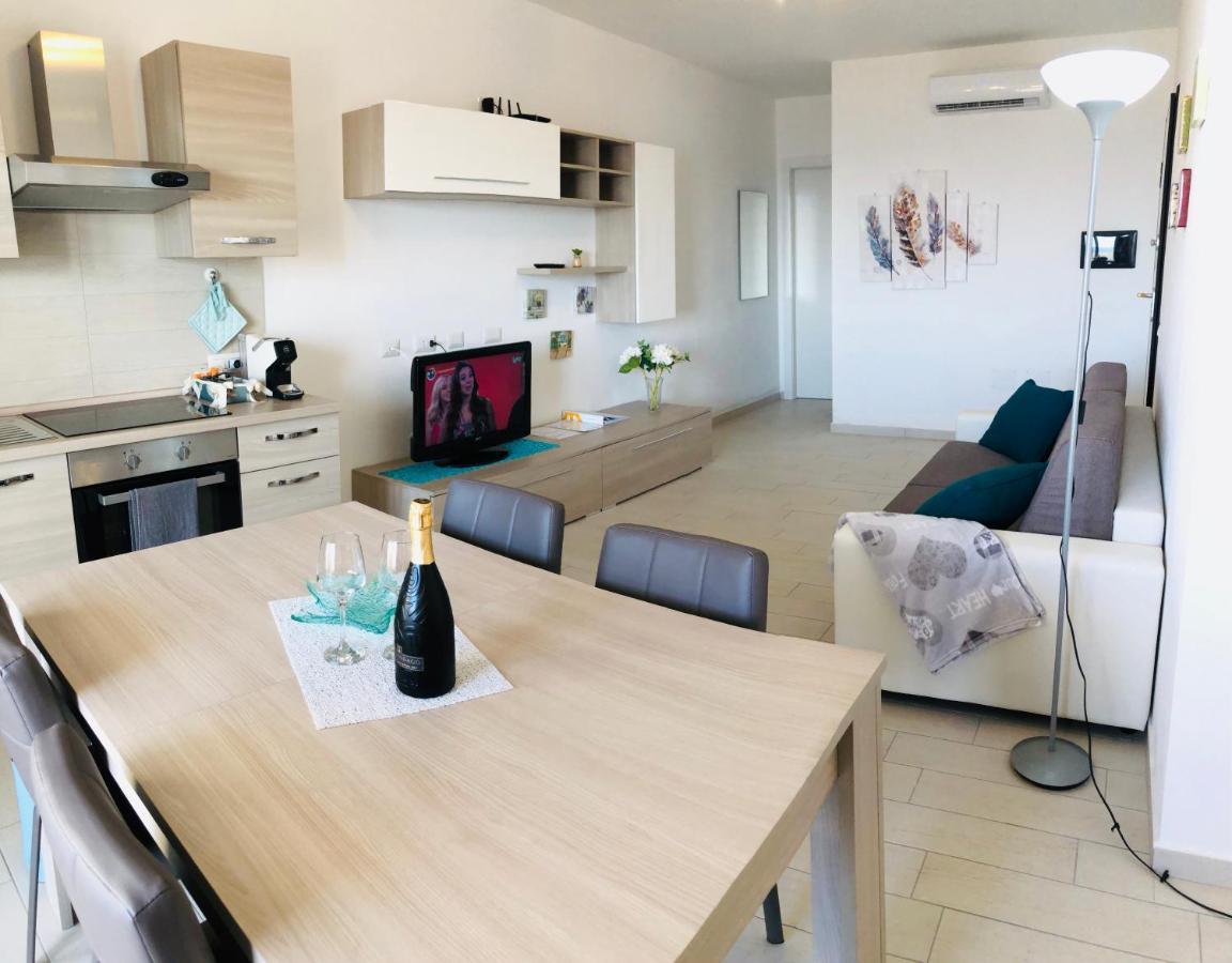 Apartment Tramonto Sea-Front Валедория Екстериор снимка