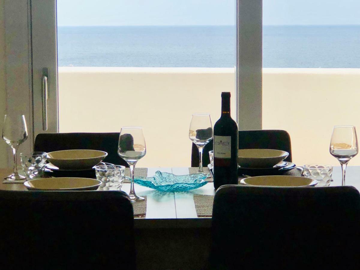 Apartment Tramonto Sea-Front Валедория Екстериор снимка