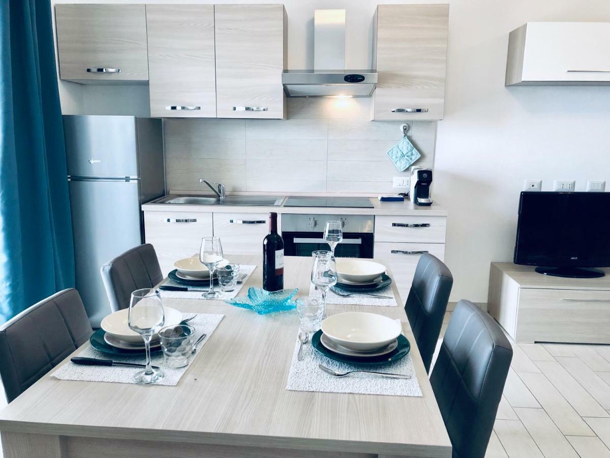 Apartment Tramonto Sea-Front Валедория Екстериор снимка