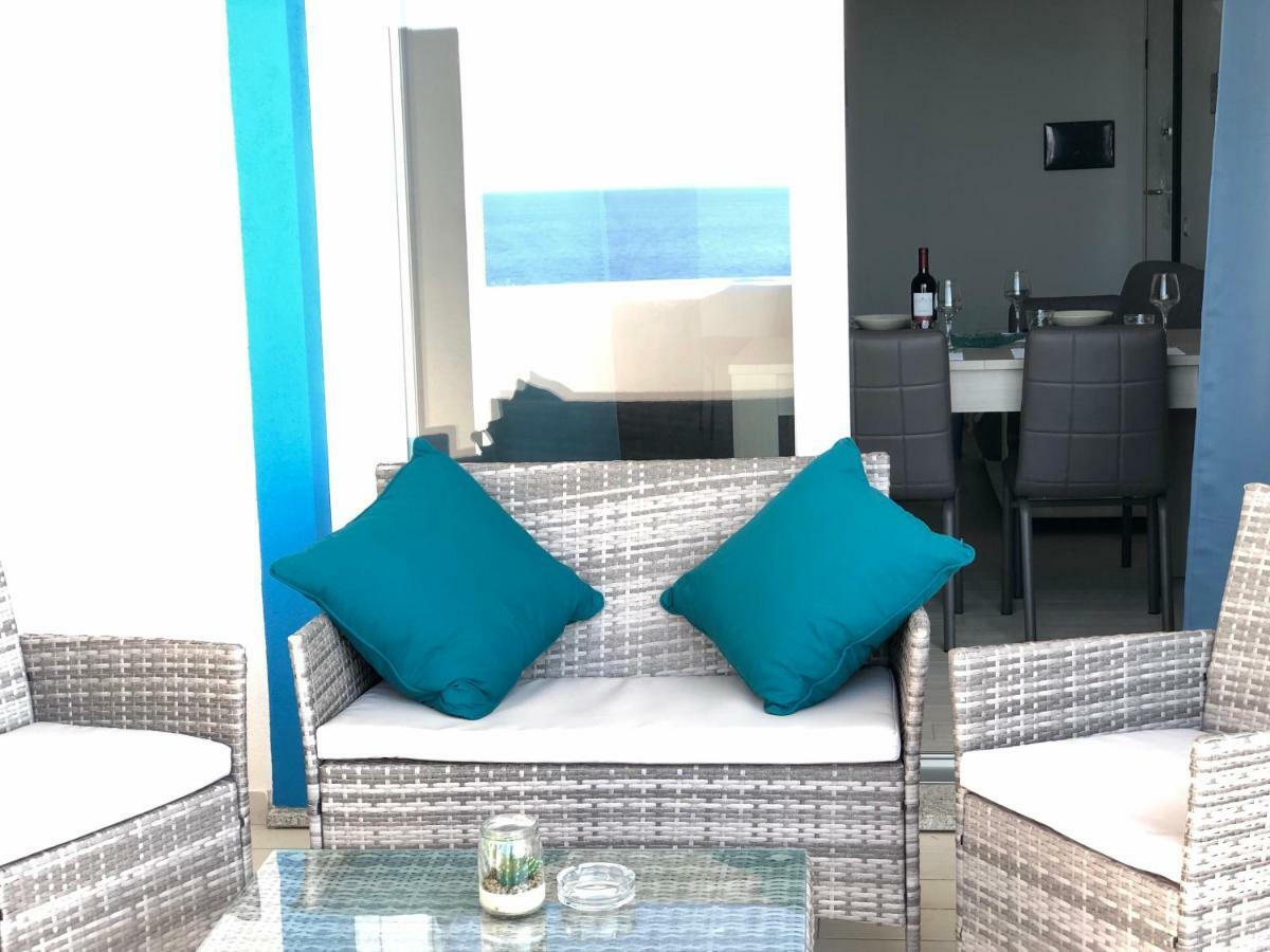 Apartment Tramonto Sea-Front Валедория Екстериор снимка