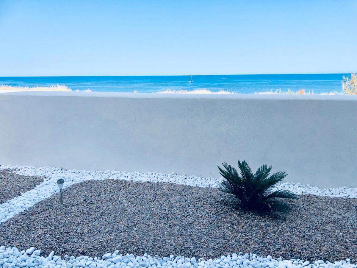 Apartment Tramonto Sea-Front Валедория Екстериор снимка